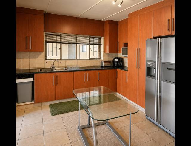 5 BEDROOM FREESTANDING FOR SALE IN VANDERBIJLPARK SE 1